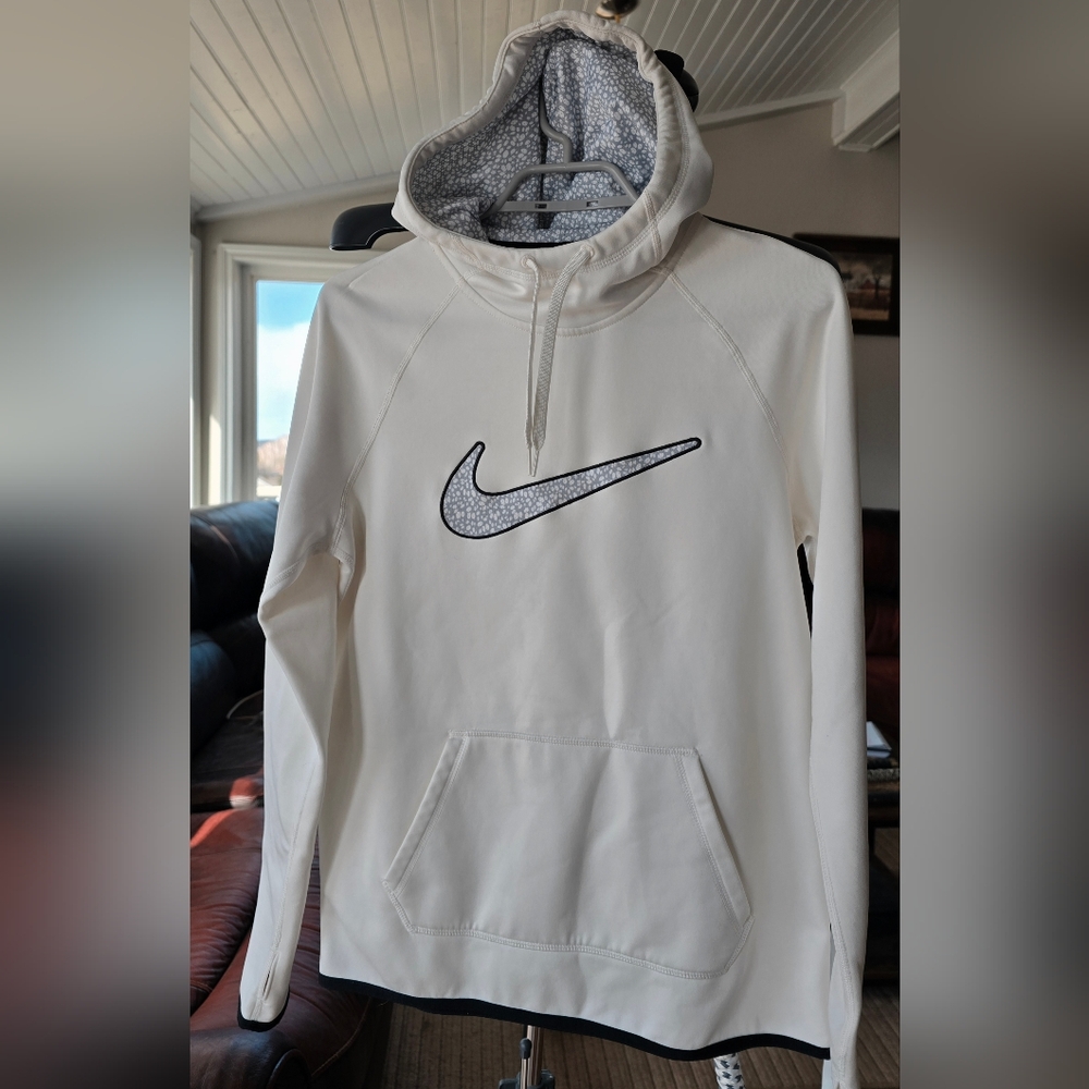 Ladies Nike White Pullover Hoodie with Patterned Swoosh
